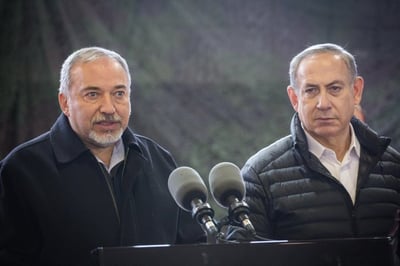 לא רק דרעי: גם ליברמן יסרב למהלך של נתניהו