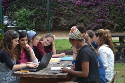 היום זה קורה: הבאנו לכם את המכללות עד לבית