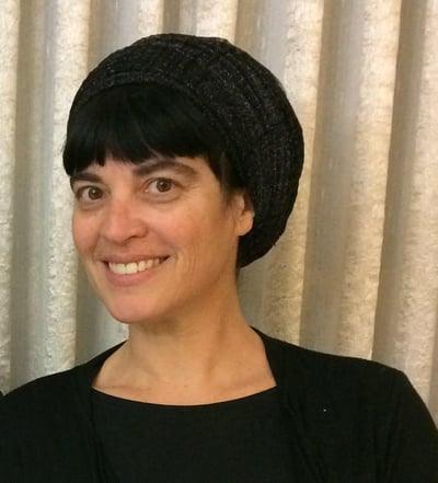 הרופאה שלומדת תיאטרון כדי להקל על המטופלים