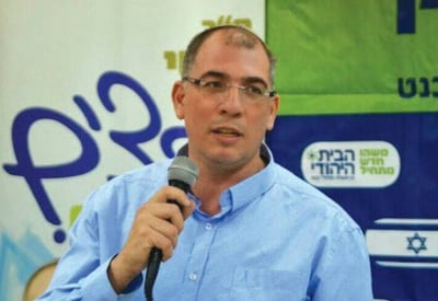 "הציבור לא מטומטם; שום דבר לא זז בלי הבית היהודי"