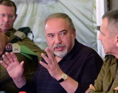 ליברמן: רכשנו רקטות שמגיעות לכל מקום במזה"ת