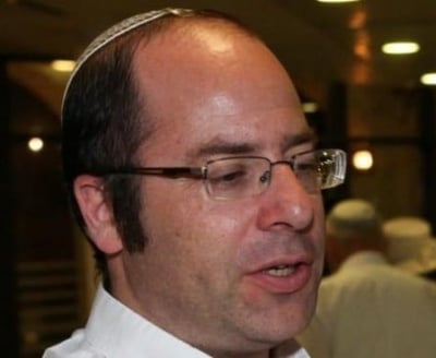 הרב בזק על פסק ההלכה החרדי: "חומרה הזויה"