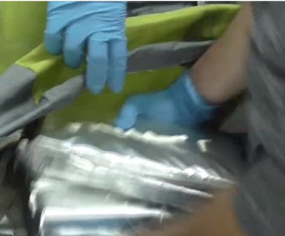 תיעוד: נכדו של ח"כ הבריח 9 ק"ג קוקאין לישראל