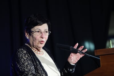 בנט ספד לנאור: "דבריה היו דברי חכמים, ובנחת נשמעו"