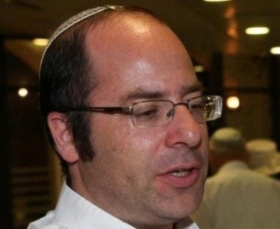 הרב אמנון בזק