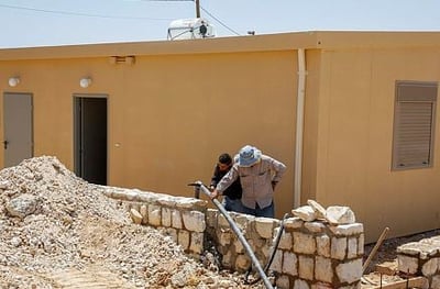 האם בימינו צריך להשאיר אמה על אמה זכר לחורבן?