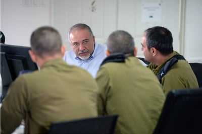 ליברמן על פיצוץ המנהרה: "עוד צעד בדרך לחיסול"