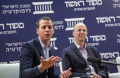 על המחתרת היהודית: עמית סגל "בשיחה בהפתעה" עם אביו
