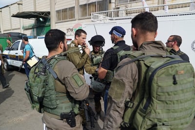 תיעוד: המצוד אחרי המחבל החמוש מהפיגוע בברקן
