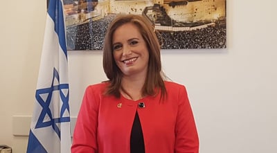 חברי מרכז למשה: תתעקשי על שני מקומות ריאליים