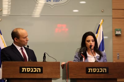 בנט: "אני מעדיף להפסיד לנתניהו מאשר לחמאס"
