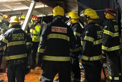 נזקי הגשם: אדם נהרג מקריסת קיר בטון בירושלים