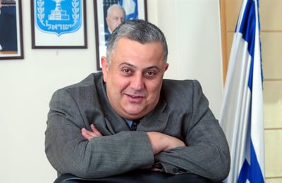 מקים המפלגה של בנט: "שקד יפה כמו נשות הרייך"