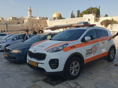 בהשבעה של 'נצח יהודה': החייאה מוצלחת על בן 50 בכותל המערבי