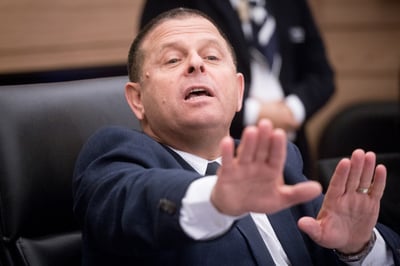 כבל לא מתנצל: "ברור לי שאשלם מחיר פוליטי"