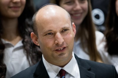 נפתלי בנט נפרד בעצב: "צובט לי בלב"