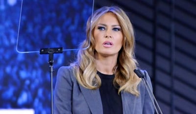 "העולם איבד גאון": מלניה טראמפ נפרדת בעצב