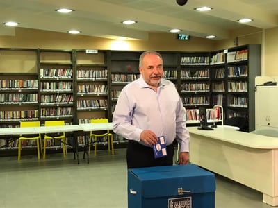 ליברמן בפתח המו"מ: "לא נוותר על העקרונות שלנו"