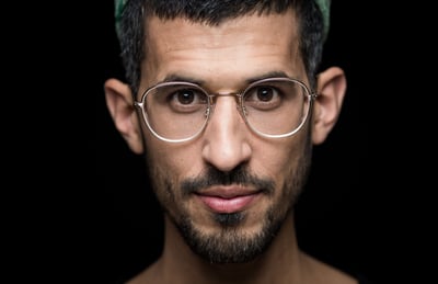 צפו: עמי נגר שר לראשונה על השכול האישי שלו