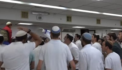 צפו: חגיגות יום העצמאות בישיבת מצפה יריחו