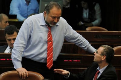 לוין חשף את דרישות ישראל ביתנו; ליברמן: "שקרן"