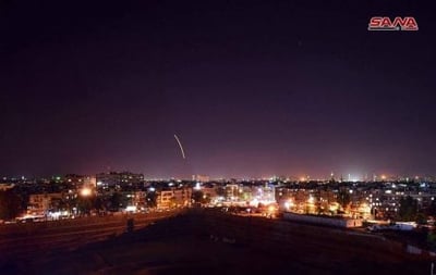 דיווח: 3 פעילי חיזבאללה נהרגו בתקיפה בסוריה