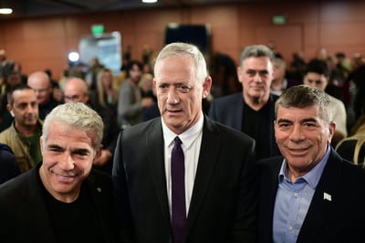 היום שאחרי • גנץ הבטיח לאשכנזי: אתה תנהיג אחריי