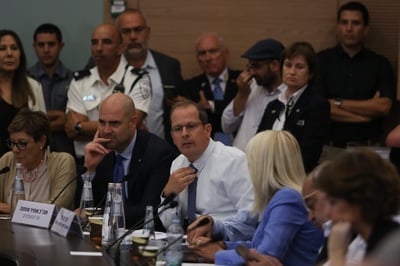 מפלה לליכוד: חוק המצלמות נפל בוועדה