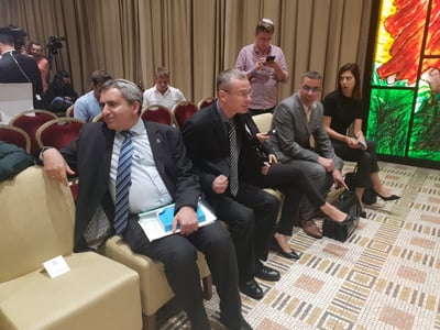 ממשיכים להושיט יד: הליכוד הזמינו את כחול לבן למחר