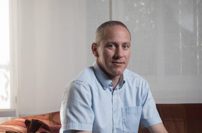 טרופר: מעדיף את גנץ, ממשלת בנט זו אופציה