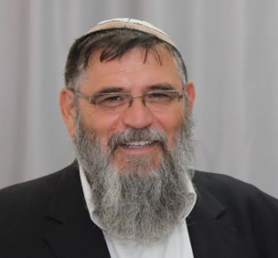 התמונה המוסרית שמציג הרב שרלו חסרה/ תגובה