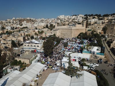 בנט הורה על בניית שכונה יהודית בשוק בחברון