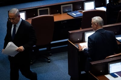 המשחק הפוליטי: בין דעות קדומות לעובדות