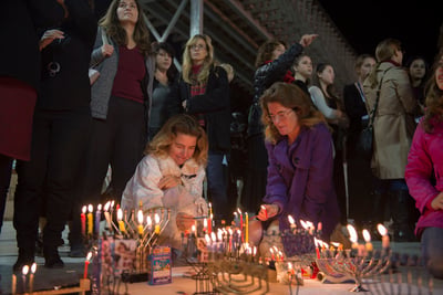 קרבי זה הכי, אחותי: הנשים שניצחו את היוונים