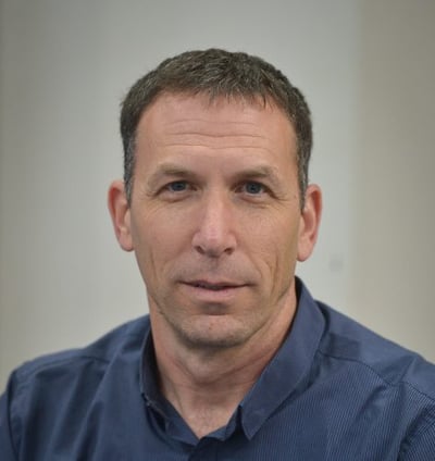 כהנא: לא מציב אולטימטום, מתנגד לריצה עם עוצמה