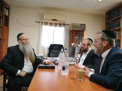 רב יצהר: להצביע רק למפלגה שעוברת את אחוז החסימה