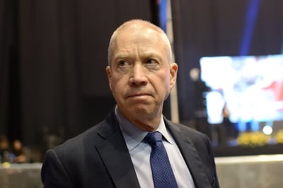 גלנט נגד משרד הבריאות: 'אין הצדקה לסגור בתי ספר'
