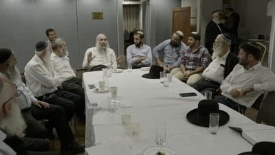 רבנים לא אמורים להתערב בפוליטיקה. נקודה