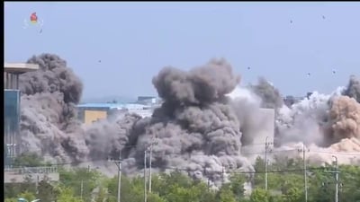 צפו בפיצוץ הבניין: צפון קוריאה מעבירה מסר לדרום
