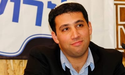 אלעד מלכא: העירייה מסירה אחריות במקום להוביל שינוי