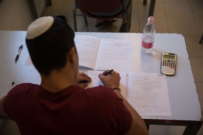 נבחנים בבגרות במתמטיקה? קחו כמה טיפים שיעזרו לכם