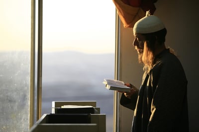 כתב אישום נגד פעיל ימין: "התכוון להפחיד בלש"