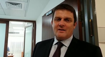 הח"כ החדש נתפס בכנסת: "נקווה לעשות דברים טובים"