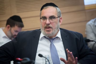 יו"ר ועדת חוקה: "תקנות הקורונה הן חצי עבודה"