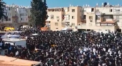 יצאה משליטה: אלפים בלווית האדמו"ר מפיטסבורג