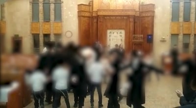 צפו: שמחת בית שואבה והפרת הנחיות קורונה בצפת