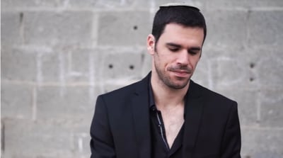 אופיר זקס: "העולם המקצועי שלי מתרסק"