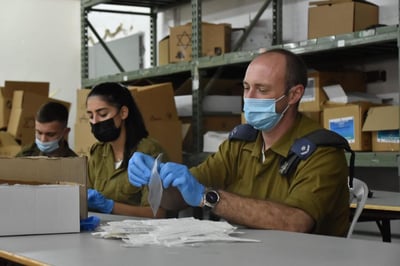 גנץ: תנו לצה"ל לחסן את צוותי החינוך המיוחד