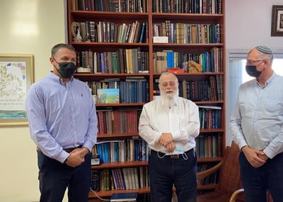הרב אייזמן: "קורא לציבור להצביע למפלגת ימינה״