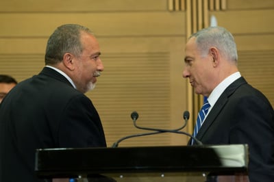 תאמינו או לא, כדי לנצח נתניהו חייב את ליברמן חזק | גיא עזרא